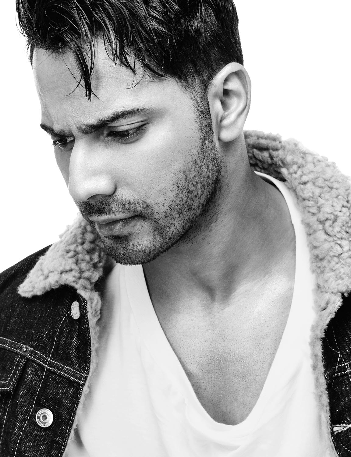ERRIKOSANDREOU_ALIA_VARUN_005