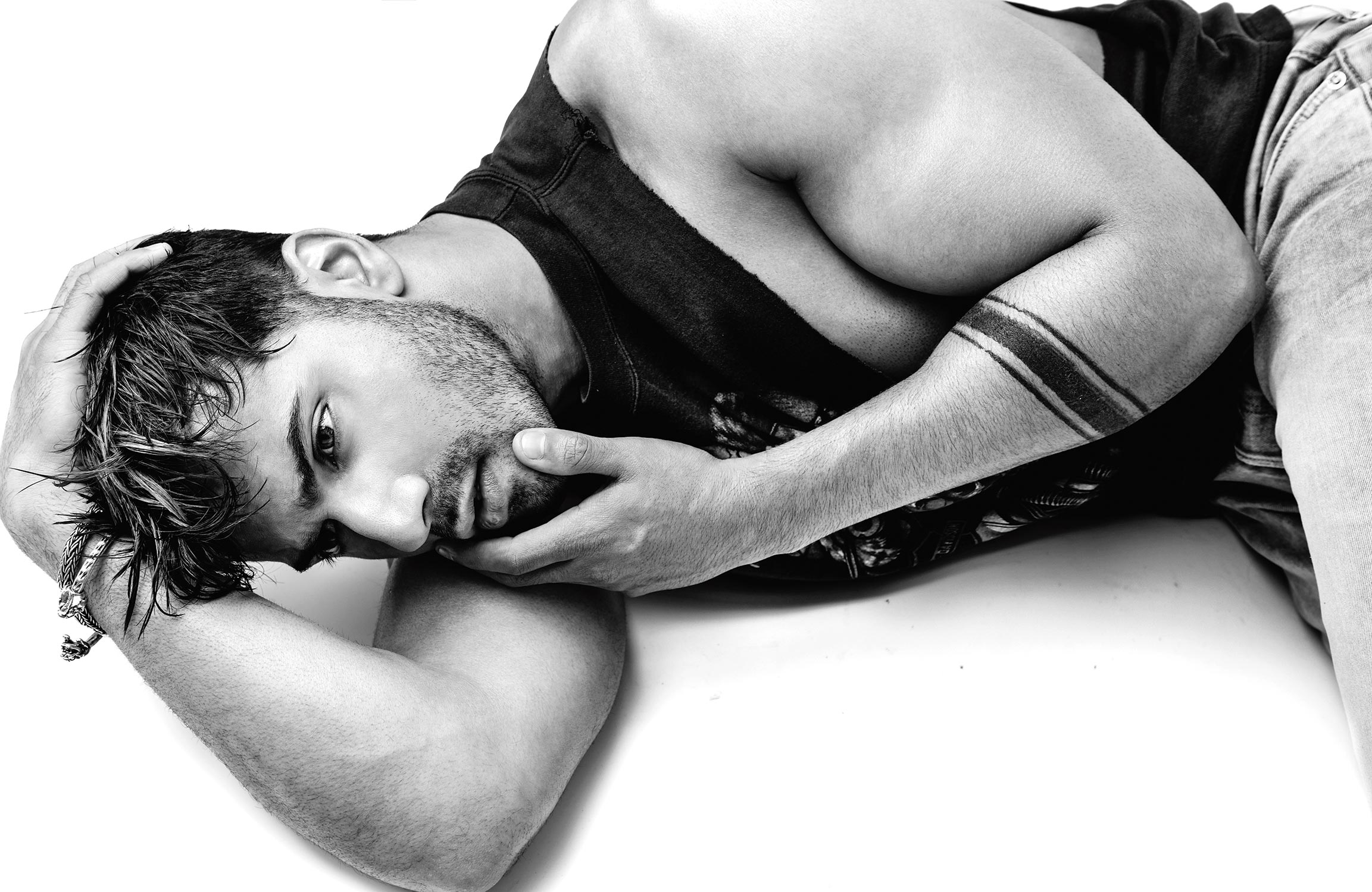 ERRIKOSANDREOU_ALIA_VARUN_027